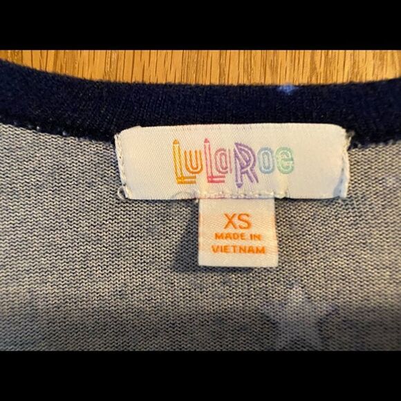 🌺3 for $30🌺LulaRoe Sweater, size XS. (S29) - Picture 5 of 7